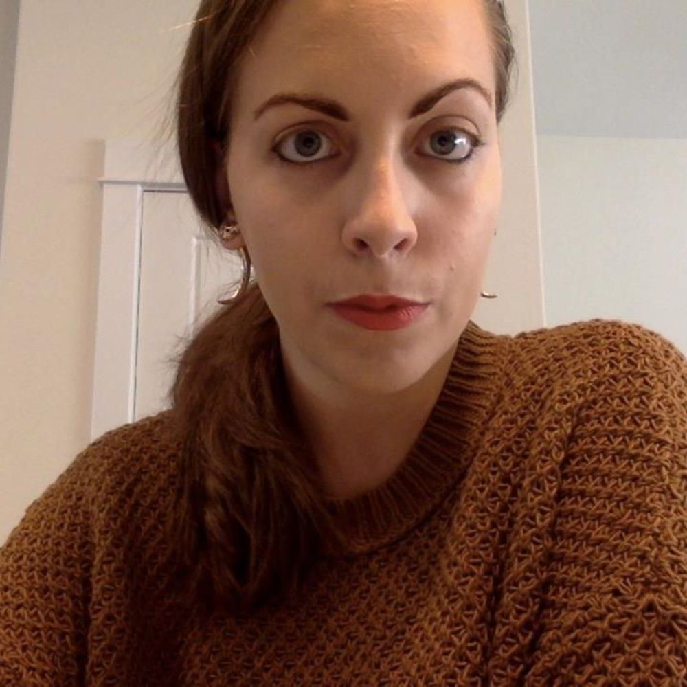 Meet your Posher, Camila